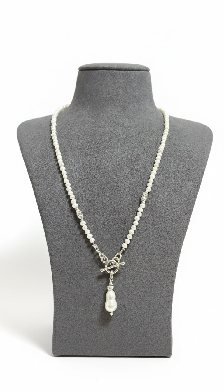 Choker pearls