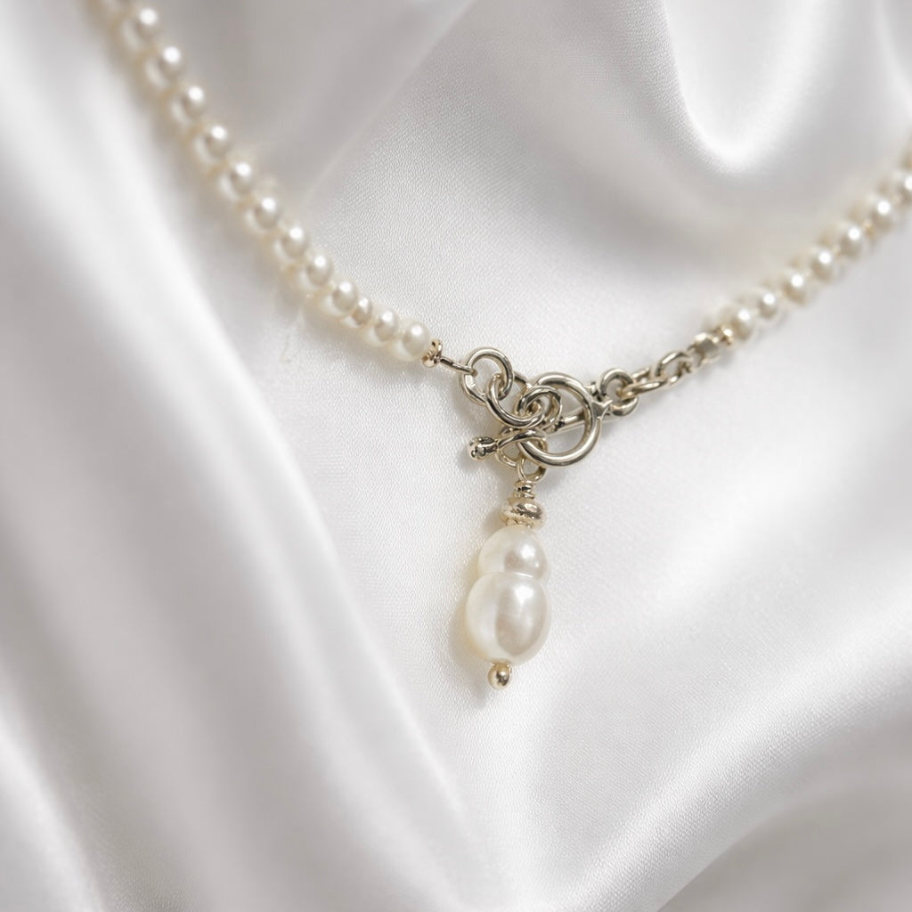 Choker pearls