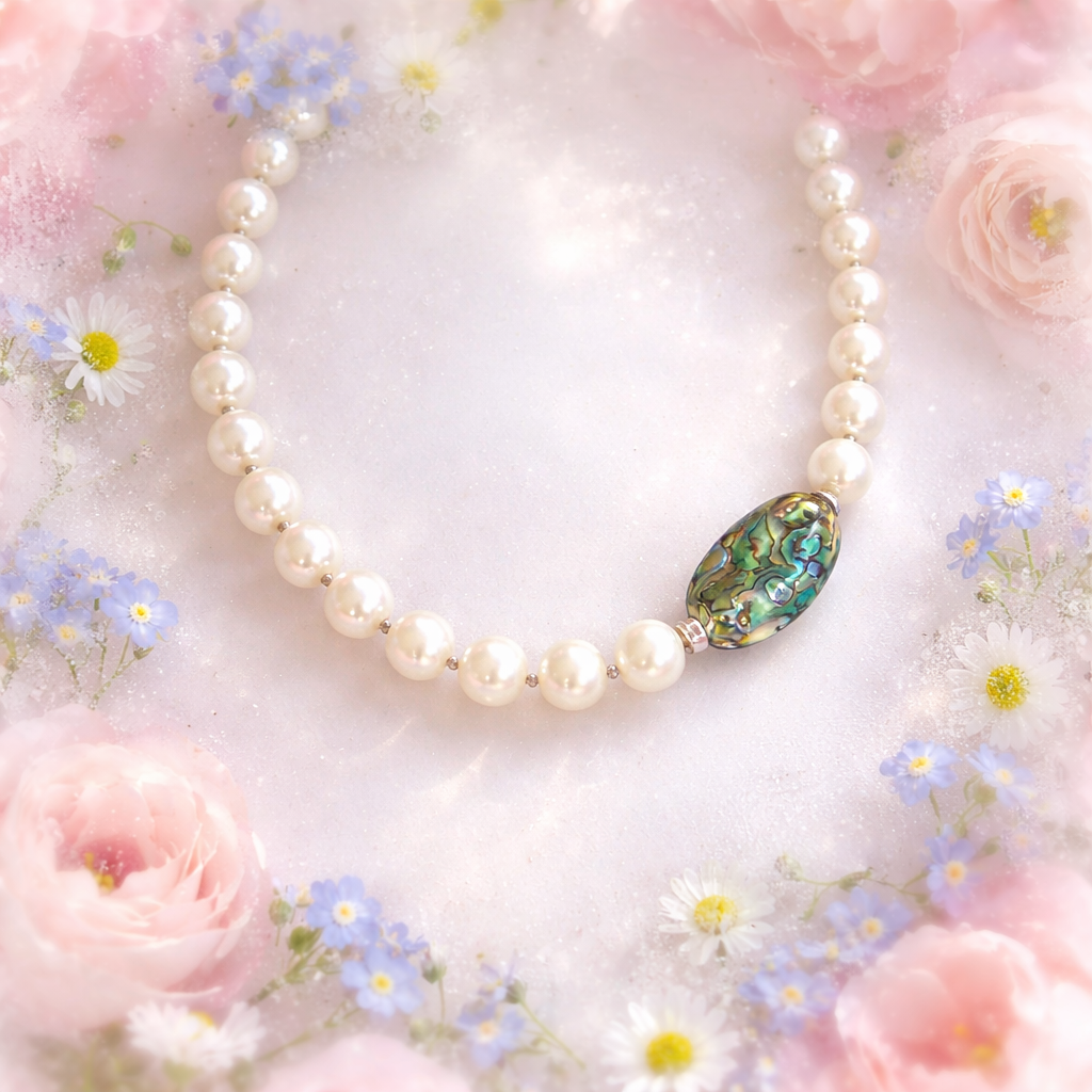 Neckles & pearls in silver