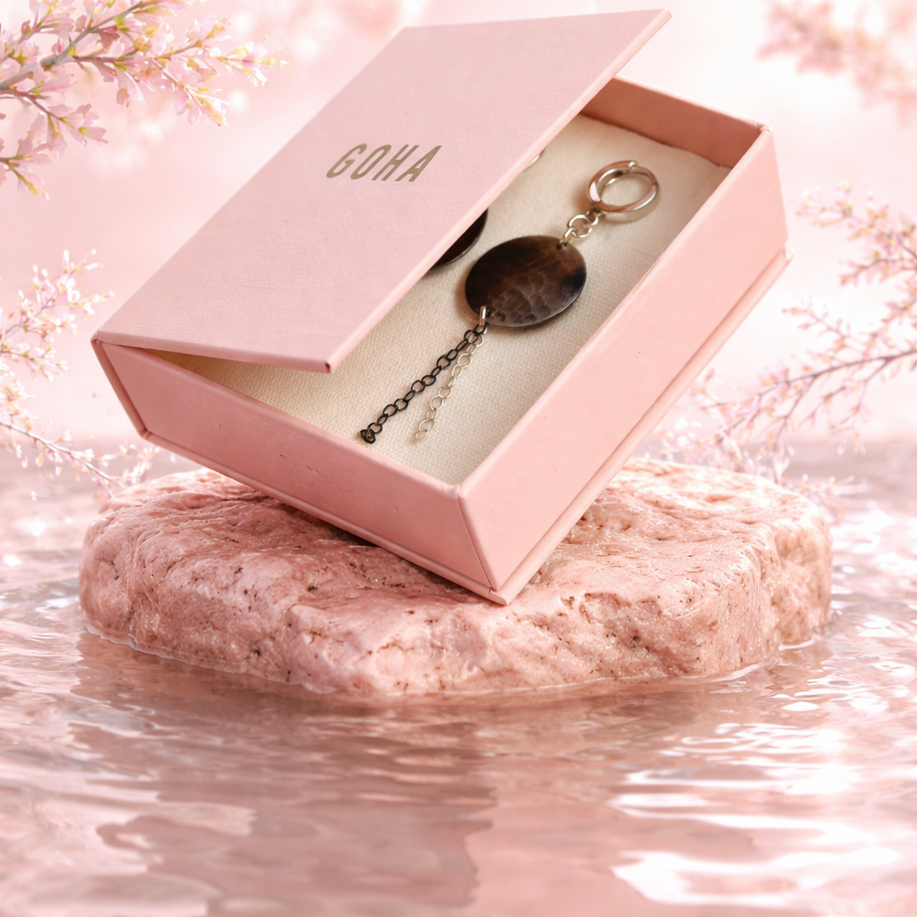 Round earrings “unchained circles”