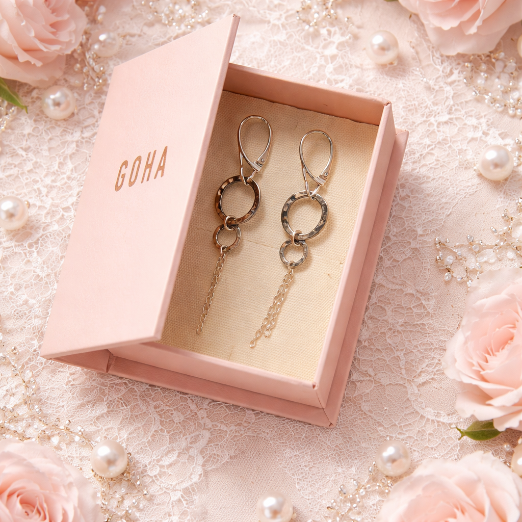 „OXA” oxidative silver earrings & chairs in silver